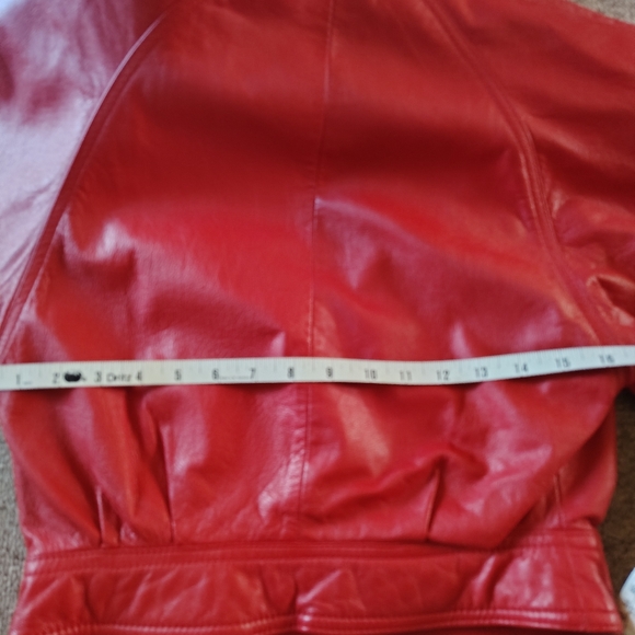 Vintage Wilson Women's Vibrant Red Leather Jacket Size XS - Picture 11 of 13